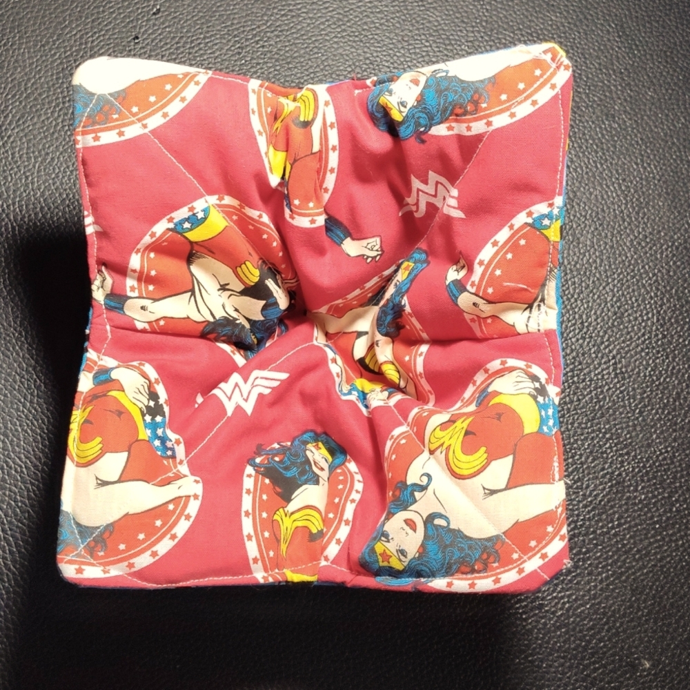 Superhero Bowl cozy